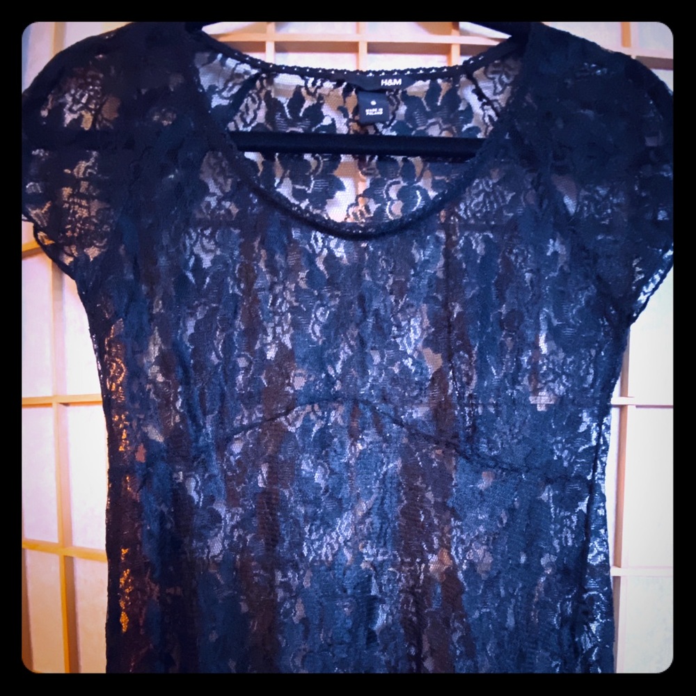 H&M Black lace top with cap sleeves.